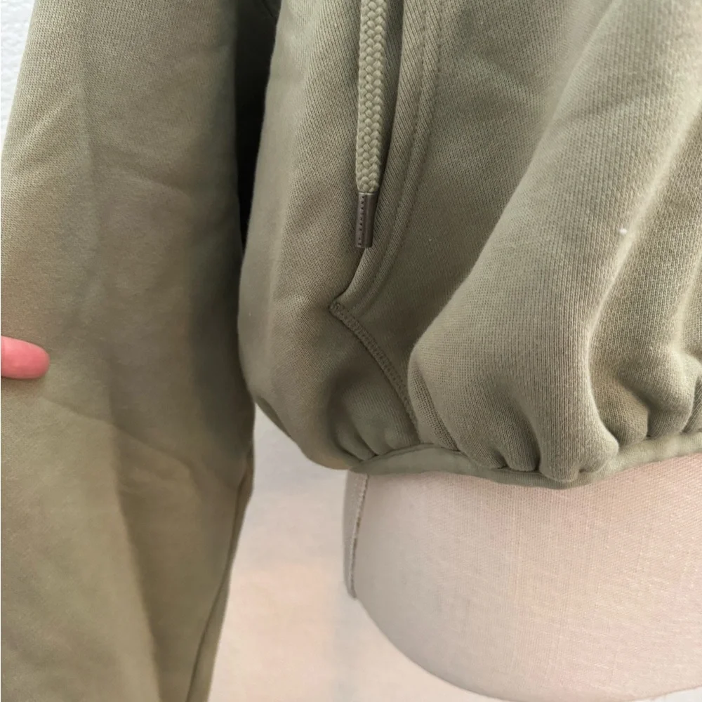 KBB By KAHLANA Sage Green Women's Zip-Up Hoodie NWOT - Picture 5 of 8